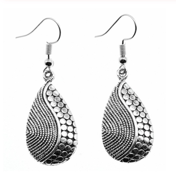 Silver Ethnic Boho Dangle Earrings - Picture 3 of 6